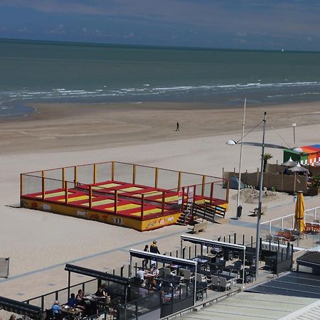 Grande Chambre Dans Loft A Deux Pas De La Plage Dunkirk Exteriör bild