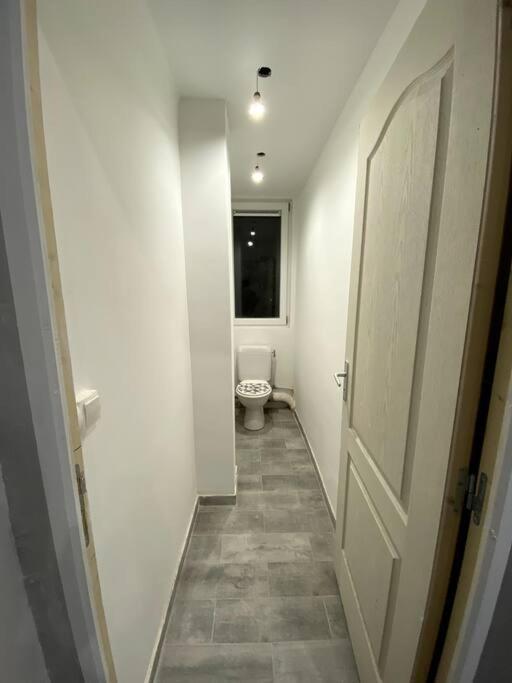 Grande Chambre Dans Loft A Deux Pas De La Plage Dunkirk Exteriör bild