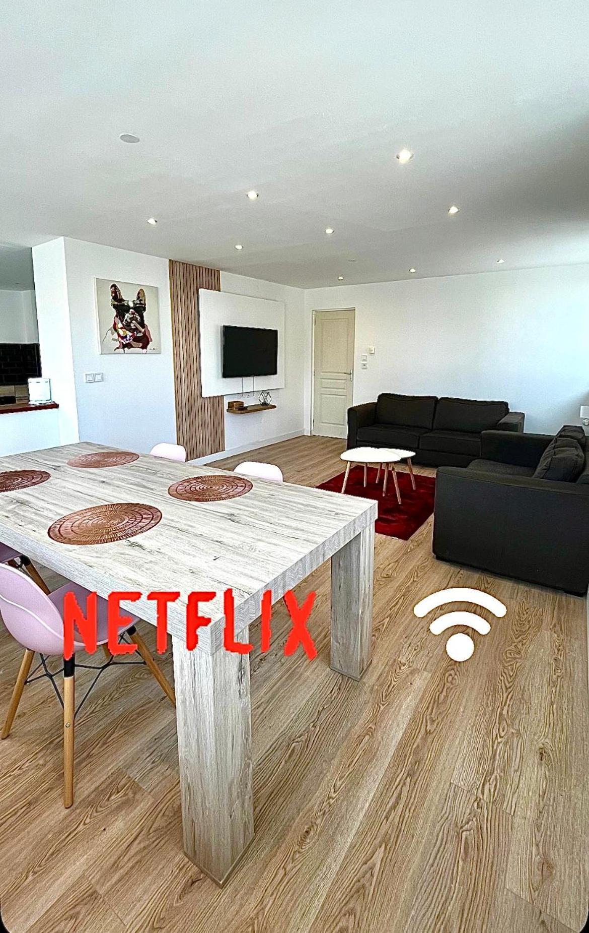 Grande Chambre Dans Loft A Deux Pas De La Plage Dunkirk Exteriör bild